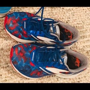 Brooks Launch 9.5 womens